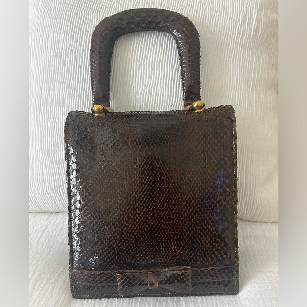 SOLD—Fabulous VINTAGE snakeskin handbag